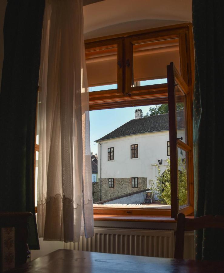 Pont Vendeghaz Hotel Koszeg Exterior photo